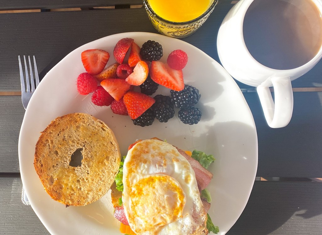 Saturday Scroll: 09/10/22